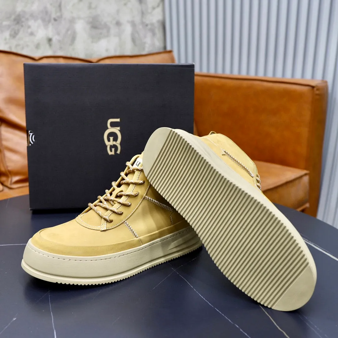 Ex-factory price: 640💰Thick wool imported from Australia Brand: UGG genuine purchasing agent Size: 38-44 Grade: Official website 1:1 Material: First layer of genuine leather waterproof and antifreeze upper Real wool lining Original non-slip soft wear-resistant outsole Style category: Men's casual shoes Trendy style Comfortable on the feet Color: Official website color synchronization